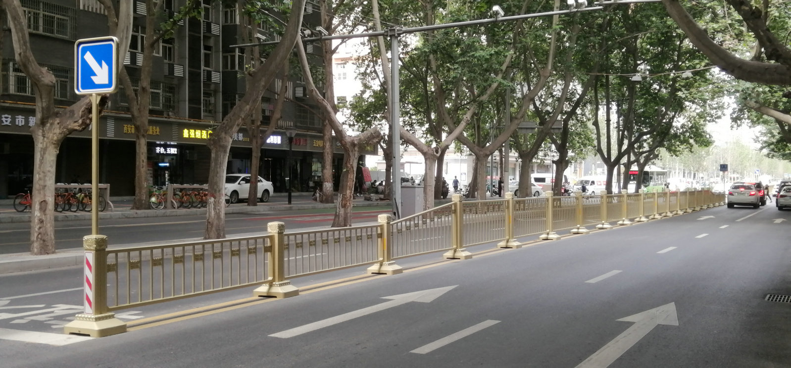 陜西西安護(hù)欄實例
